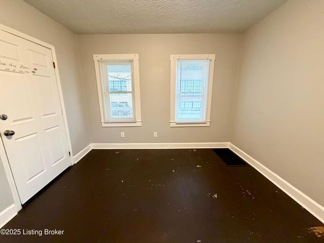 121 E 14th St 2, New Albany, IN 47150