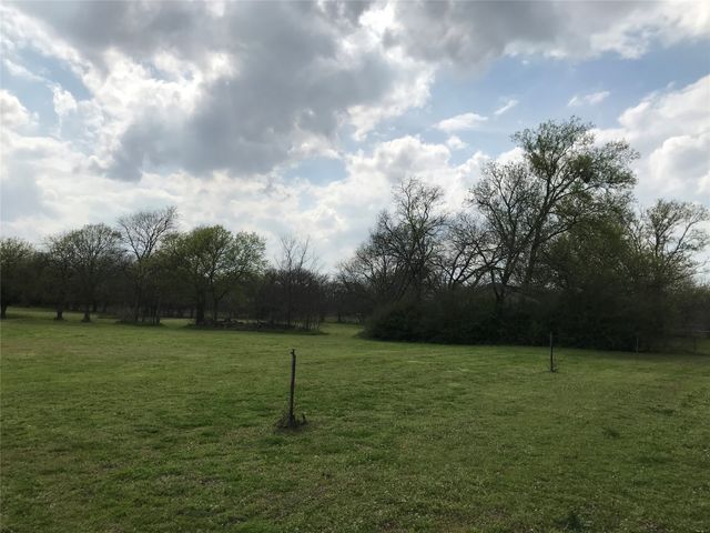 115 E Main Street, Gunter, TX 75058