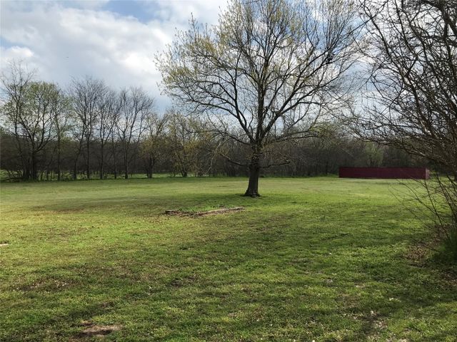 115 E Main Street, Gunter, TX 75058