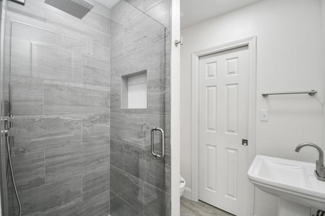 905 Longley Street, South Houston, TX 77587