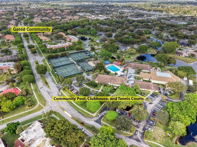 5306 Cedar Lake Drive 203, Boynton Beach, FL 33437