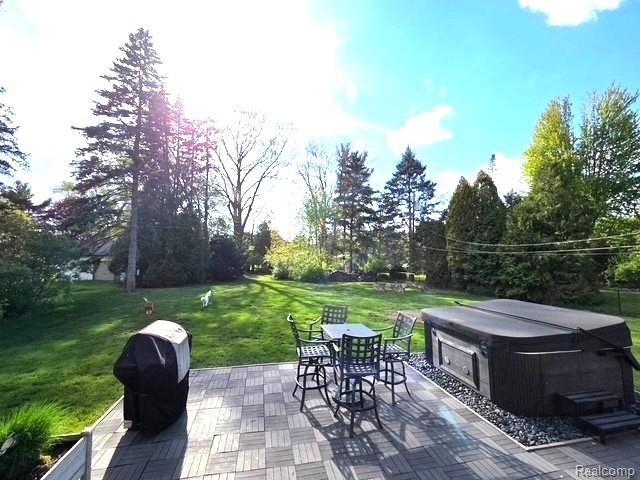 36671 Putnam Street, Clinton Township, MI 48035