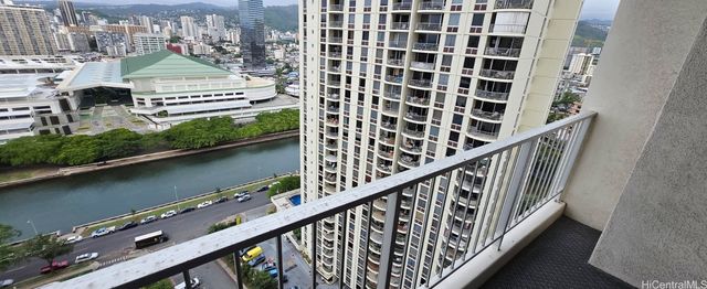 400 Hobron Lane 2412, Honolulu, HI 96815