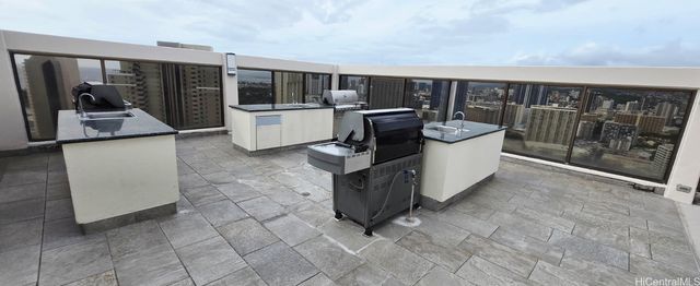 400 Hobron Lane 2412, Honolulu, HI 96815