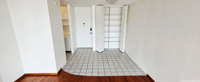 400 Hobron Lane 2412, Honolulu, HI 96815