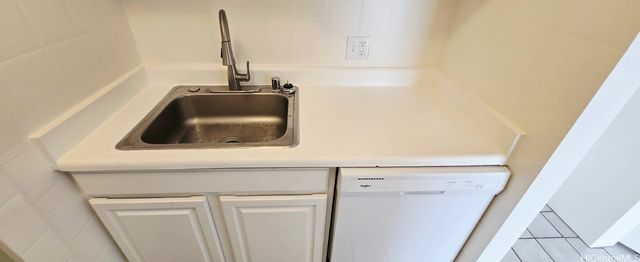 400 Hobron Lane 2412, Honolulu, HI 96815