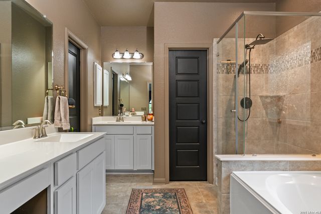 8697 Stackstone, Schertz, TX 78154