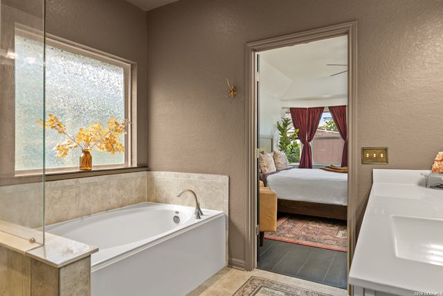 8697 Stackstone, Schertz, TX 78154