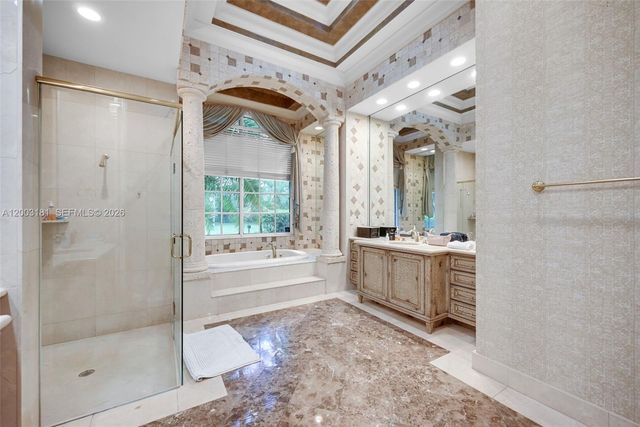 10430 Kestrel Street, Plantation, FL 33324