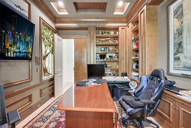 10430 Kestrel Street, Plantation, FL 33324