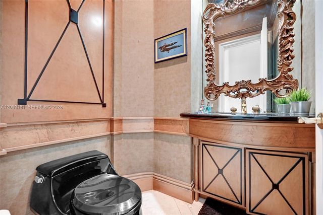 10430 Kestrel Street, Plantation, FL 33324
