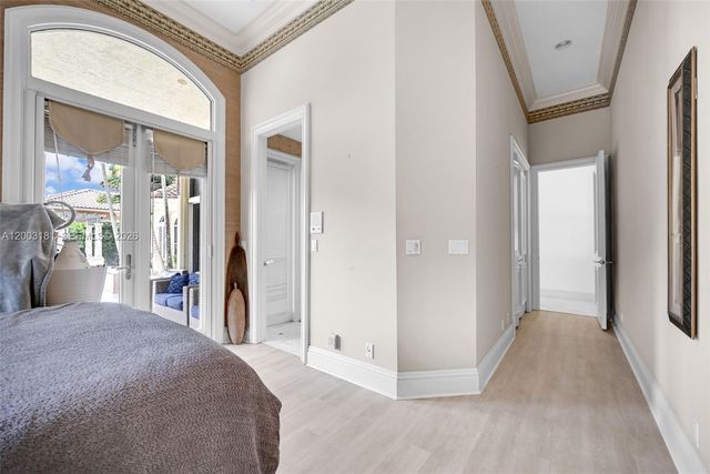 10430 Kestrel Street, Plantation, FL 33324