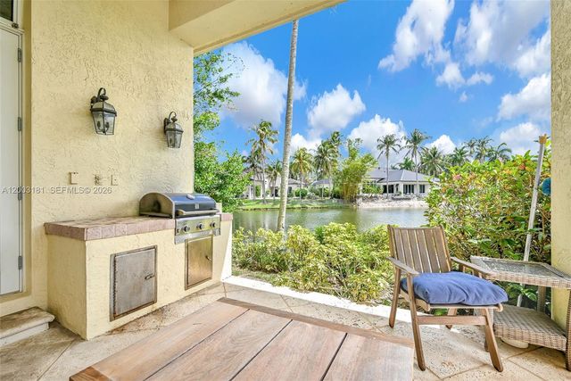 10430 Kestrel Street, Plantation, FL 33324
