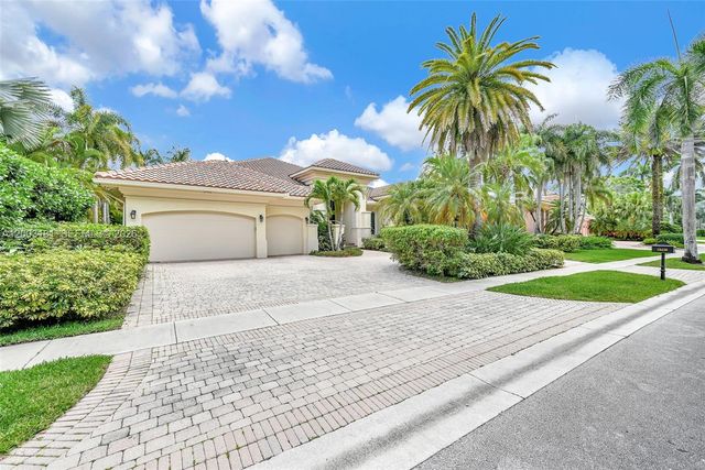10430 Kestrel Street, Plantation, FL 33324