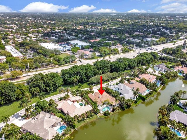 10430 Kestrel Street, Plantation, FL 33324