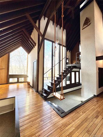 69 Shore Drive, Blooming Grove, NY 10914