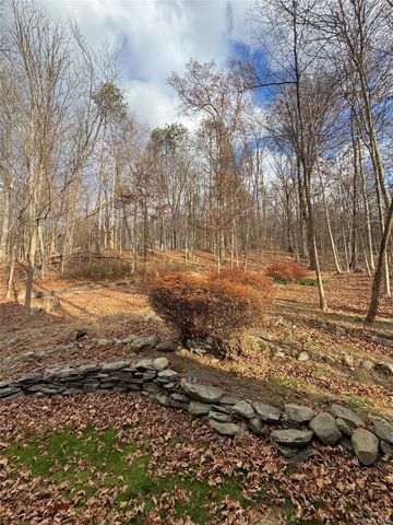 69 Shore Drive, Blooming Grove, NY 10914