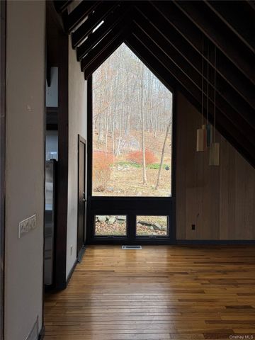 69 Shore Drive, Blooming Grove, NY 10914