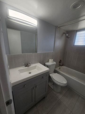 777 SE 2nd Avenue A205, Deerfield Beach, FL 33441