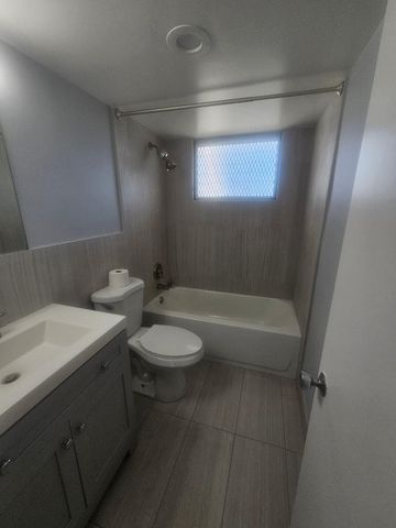 777 SE 2nd Avenue A205, Deerfield Beach, FL 33441