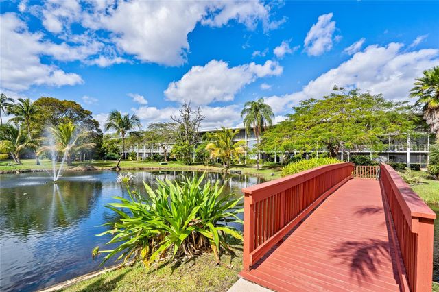 777 SE 2nd Avenue A205, Deerfield Beach, FL 33441