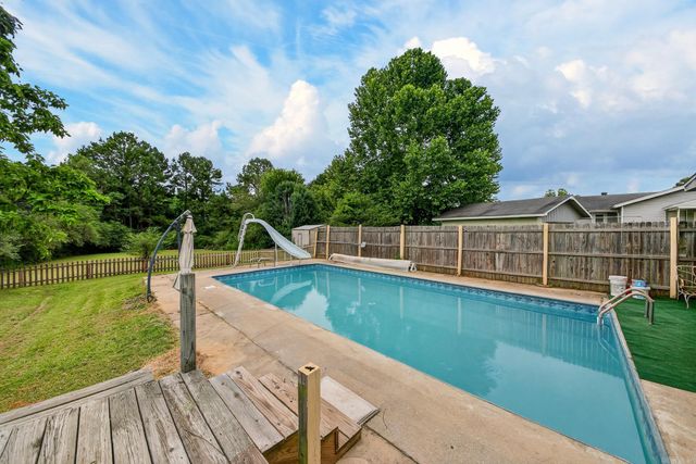 6821 Old Tom Box, Jacksonville, AR 72076