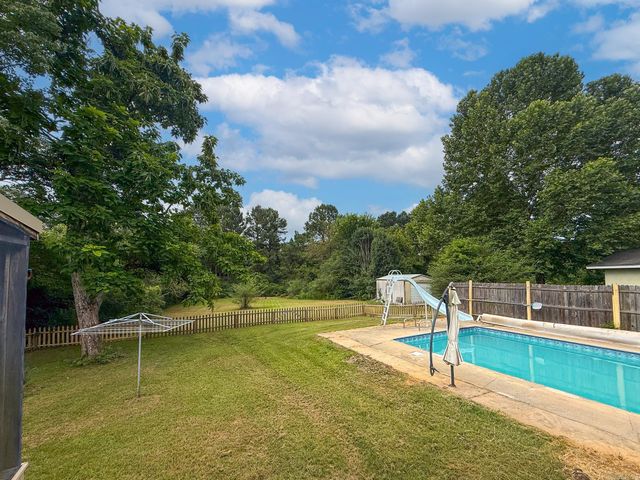 6821 Old Tom Box, Jacksonville, AR 72076