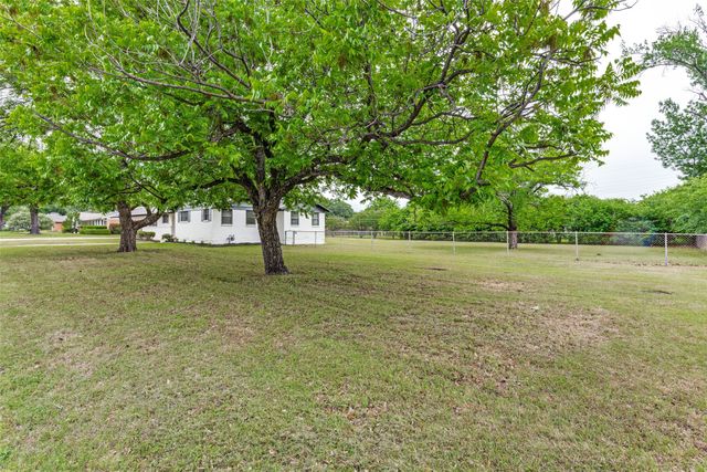 4900 Nevada Trail, North Richland Hills, TX 76180