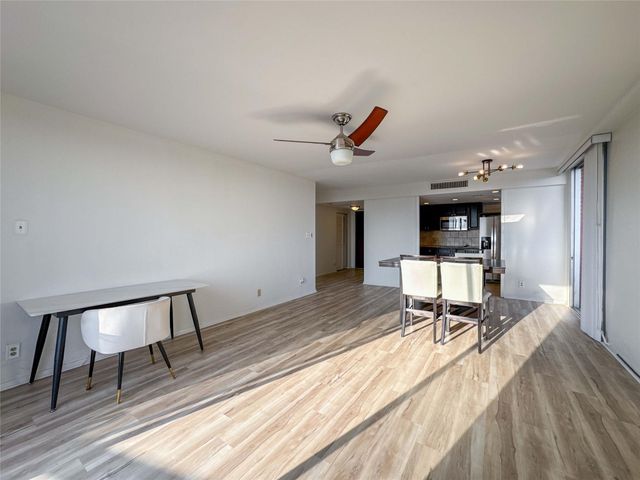 2016 Main Street 1502, Houston, TX 77002