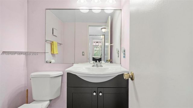 79 Suffolk B 79, Boca Raton, FL 33434