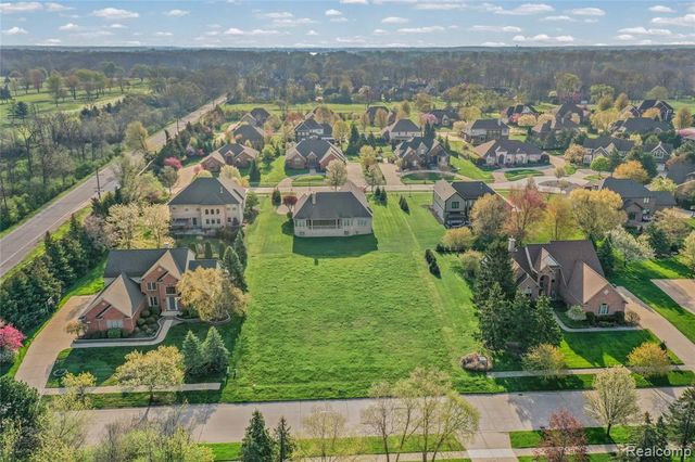 23249 Chicory Road, Grosse Ile, MI 48138