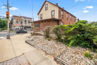 1 Main Street, Sayreville, NJ 08872