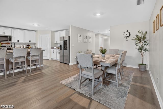 849 Sea Urchin CIR, Fort Myers, FL 33913