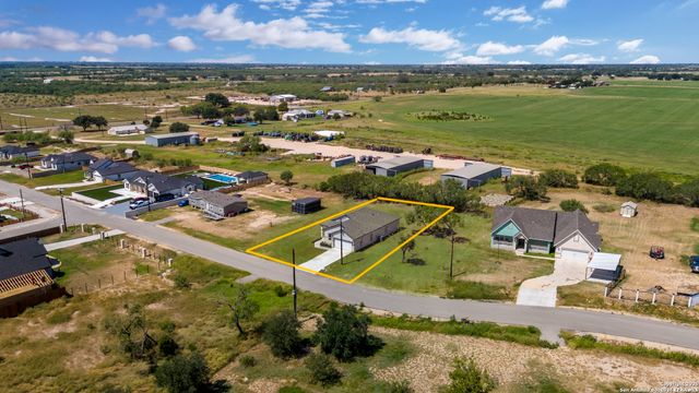 133 Flor Del Sol, San Antonio, TX 78264