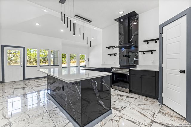 133 Flor Del Sol, San Antonio, TX 78264