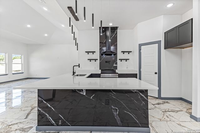 133 Flor Del Sol, San Antonio, TX 78264