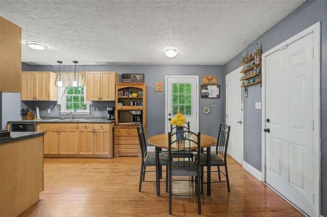 235 N Bellview Road, Aragon, GA 30104