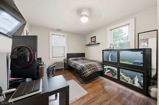 1116 Seib Ave, Elizabeth City, NJ 07202