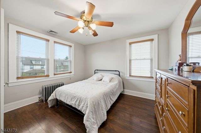 1116 Seib Ave, Elizabeth City, NJ 07202