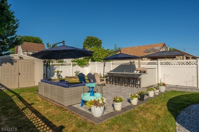 1116 Seib Ave, Elizabeth City, NJ 07202
