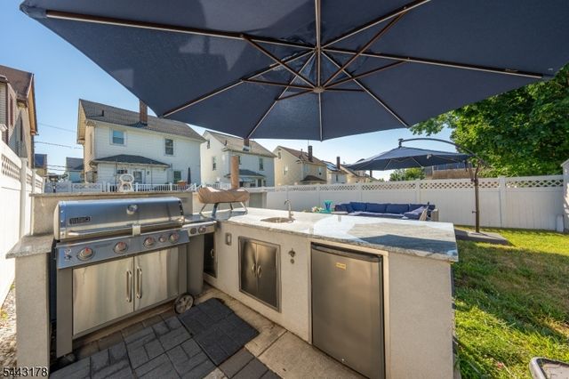 1116 Seib Ave, Elizabeth City, NJ 07202