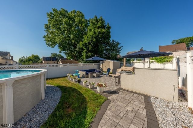 1116 Seib Ave, Elizabeth City, NJ 07202