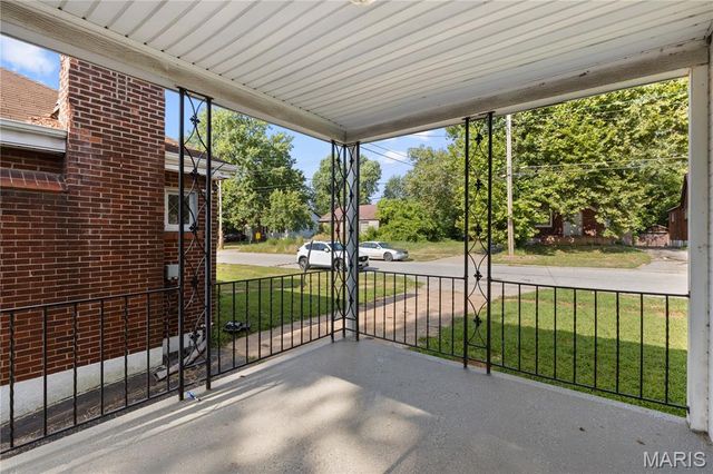 10050 Diamond Drive, Riverview, MO 63137