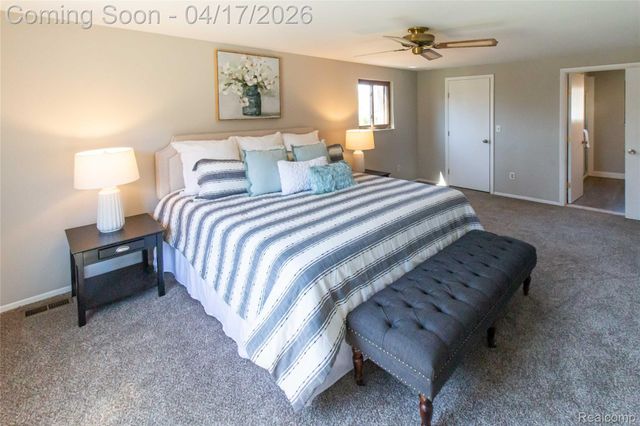 845 Longfellow Drive, Troy, MI 48085