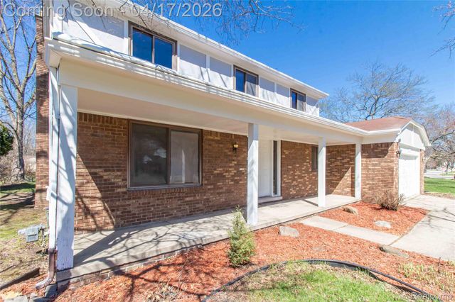 845 Longfellow Drive, Troy, MI 48085