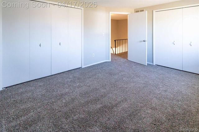 845 Longfellow Drive, Troy, MI 48085