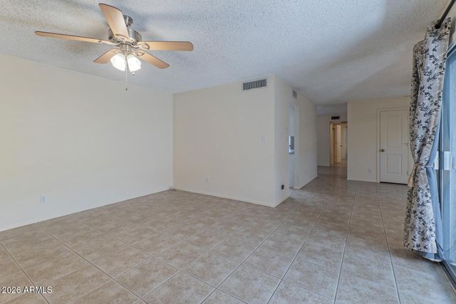 12221 S PAIUTE Street, Phoenix, AZ 85044