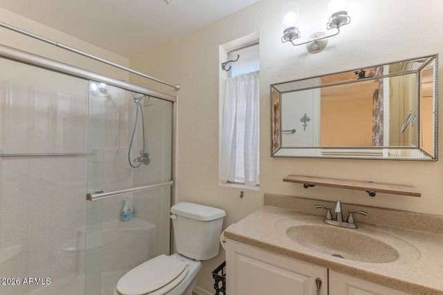 12221 S PAIUTE Street, Phoenix, AZ 85044