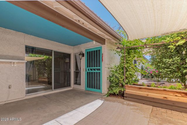 12221 S PAIUTE Street, Phoenix, AZ 85044
