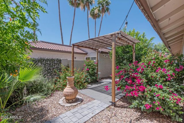 12221 S PAIUTE Street, Phoenix, AZ 85044